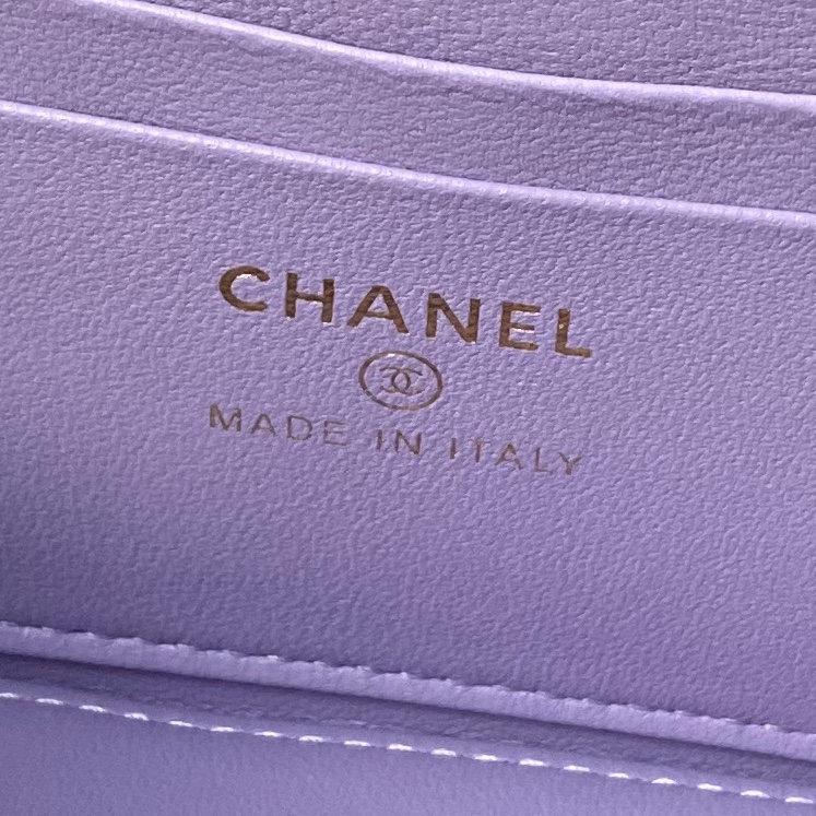 Ch**el cosmetic bags